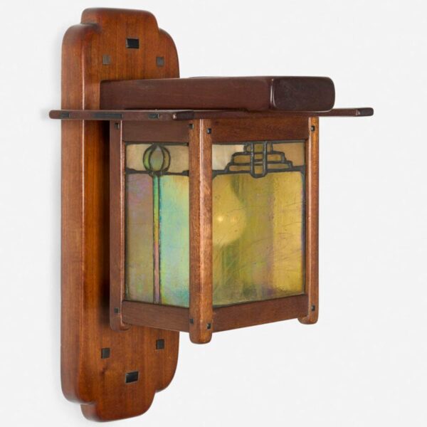 Make a Greene & Greene Wall Sconce with Reid Anderson October 18-19, 2025